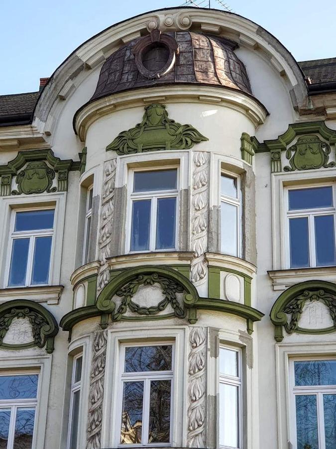 Apartament Na Granicy / Apartment On The Border Cieszyn  Kültér fotó