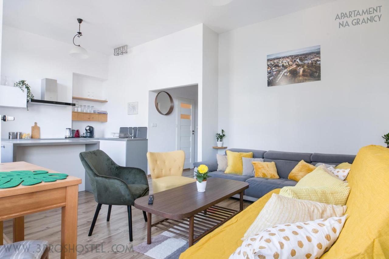 Apartament Na Granicy / Apartment On The Border Cieszyn  Kültér fotó