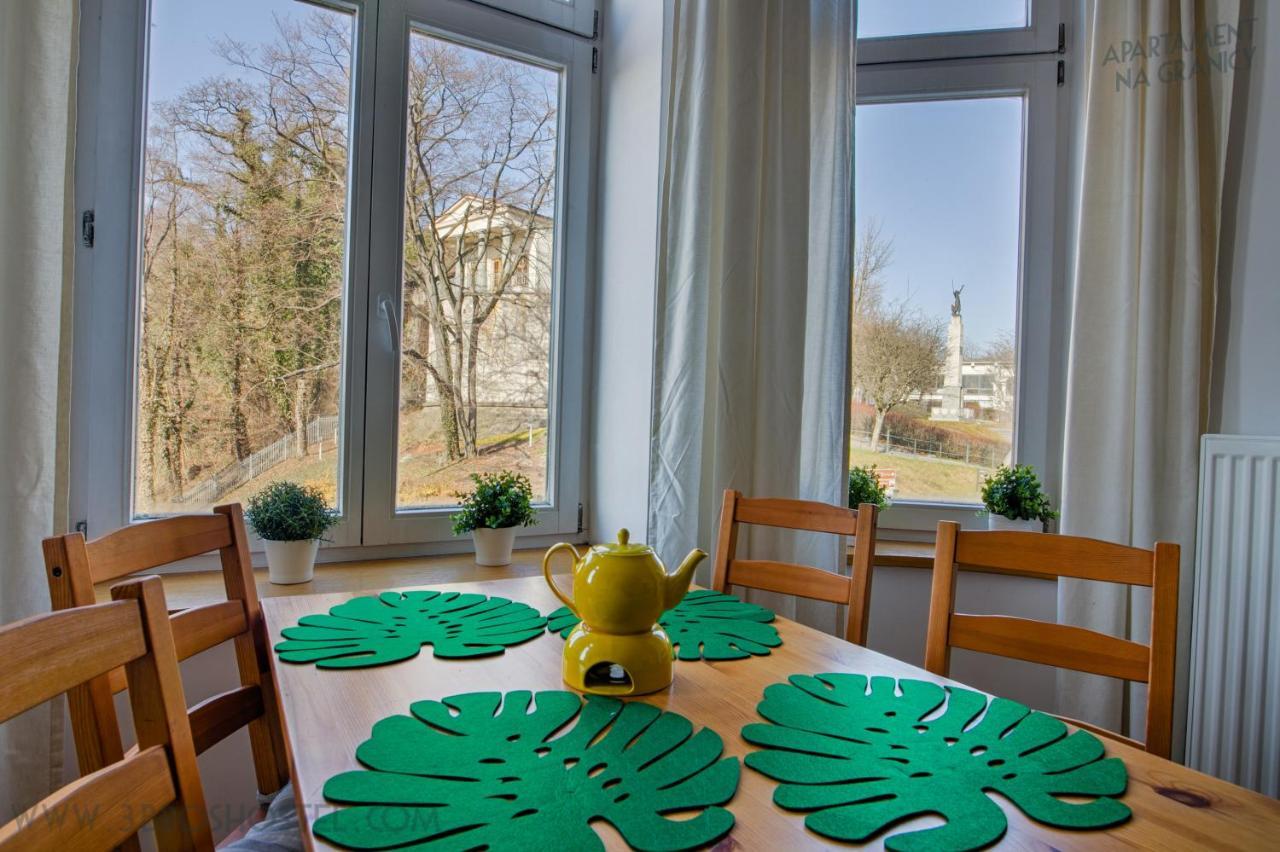 Apartament Na Granicy / Apartment On The Border Cieszyn  Kültér fotó